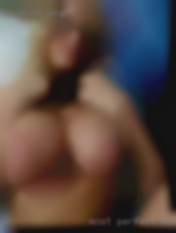 Most perfect woman's free dating body from The Colony.